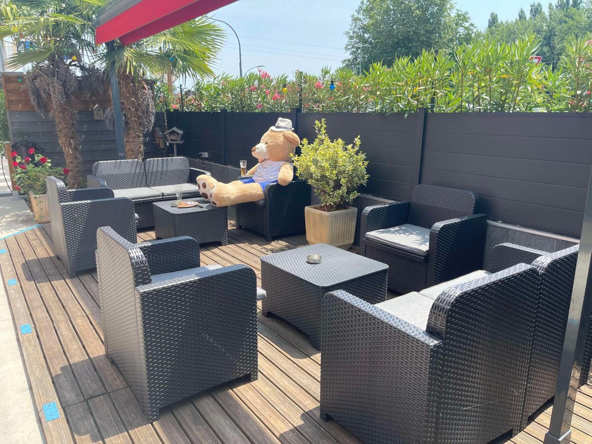 Brit Hotel Brive La Gaillarde - Restaurant La Limousine Malemort Bagian luar foto